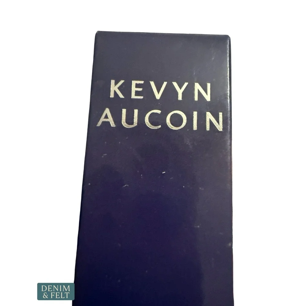 NEW Kevyn Aucoin Stripped Nude Skin Tint Medium ST 07 Foundation 1oz Luxe